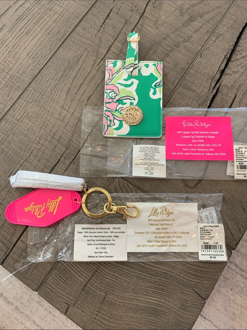 Lilly Pulitzer Green Floral Luggage Tag & Pink Key Fob Set